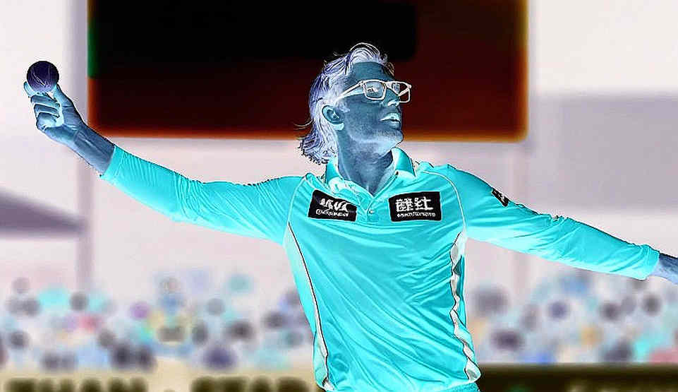 নীরব স্কোরকার্ডের মাঠ: ক্রিকেটের ডেটা-বিশ্বাস, ব্লকচেইনের প্রতিশ্রুতি ও খুলনার পর্দা