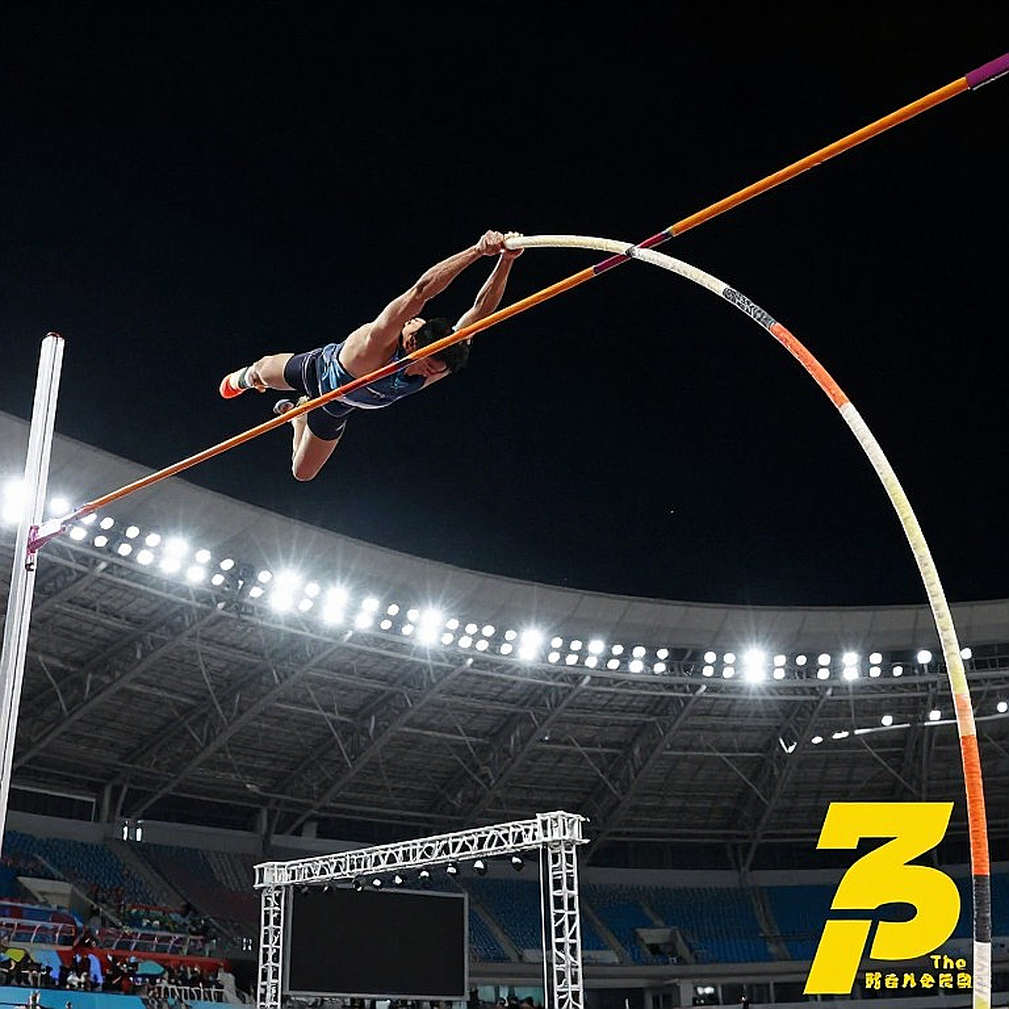 ৩২:৩২.৪০ — সিন্ধুর প্রথম সোনা, আর পাকিস্তানের রেস ওয়াকিংয়ের আসল স্কোরলাইন