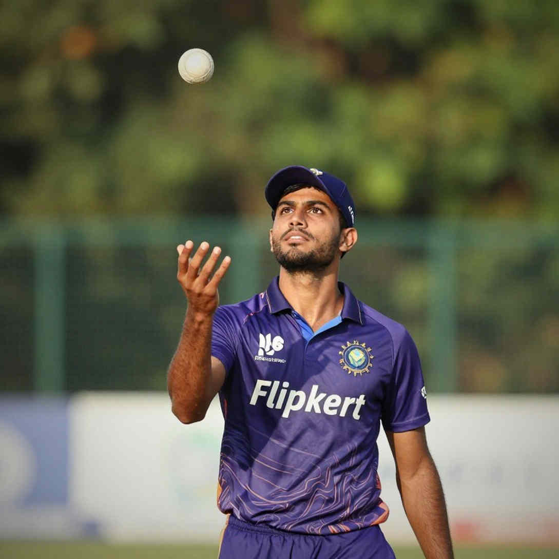 ২৬ বছর পর ল্যাঙ্কাশায়ার ছাড়ার ধাক্কায় জিমি অ্যান্ডারসন: ‘আলোচনাটা খুব সংক্ষিপ্ত ছিল’